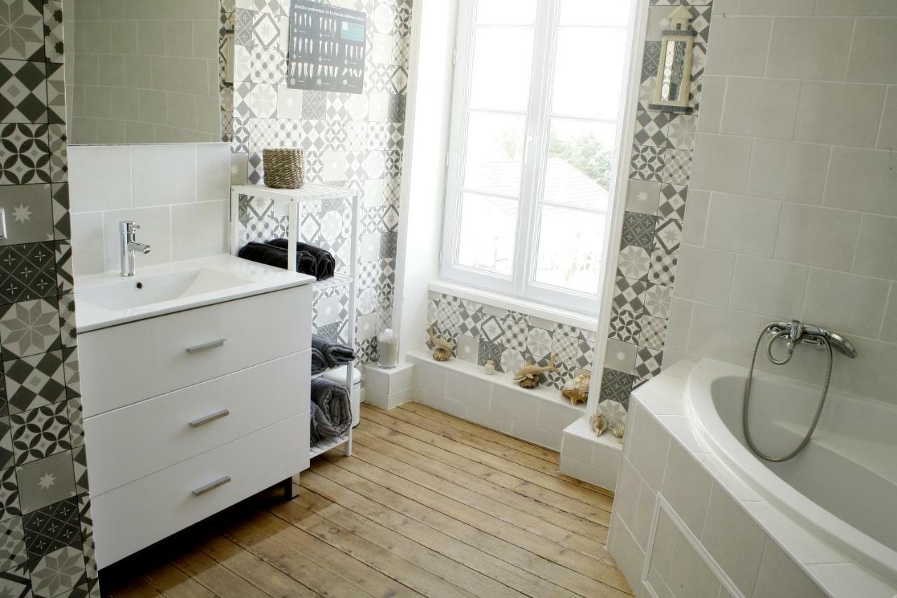 Au Coeur Des Vignes Bed & Breakfast Archiac ภายนอก รูปภาพ
