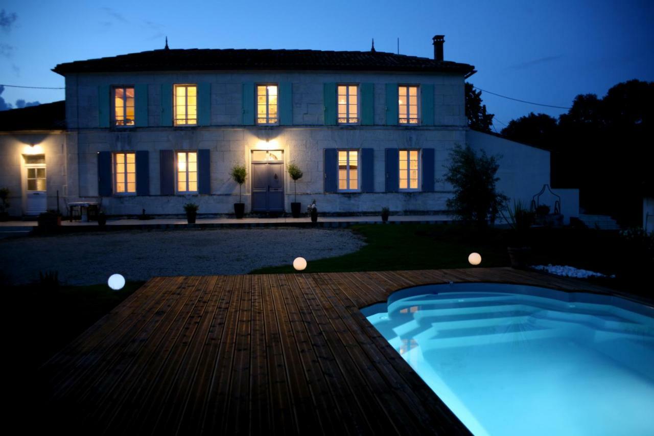 Au Coeur Des Vignes Bed & Breakfast Archiac ภายนอก รูปภาพ
