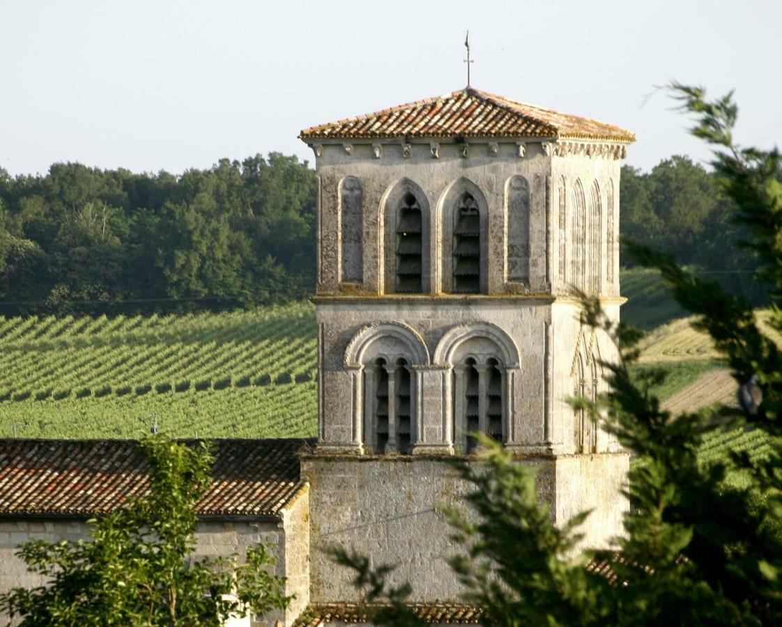 Au Coeur Des Vignes Bed & Breakfast Archiac ภายนอก รูปภาพ